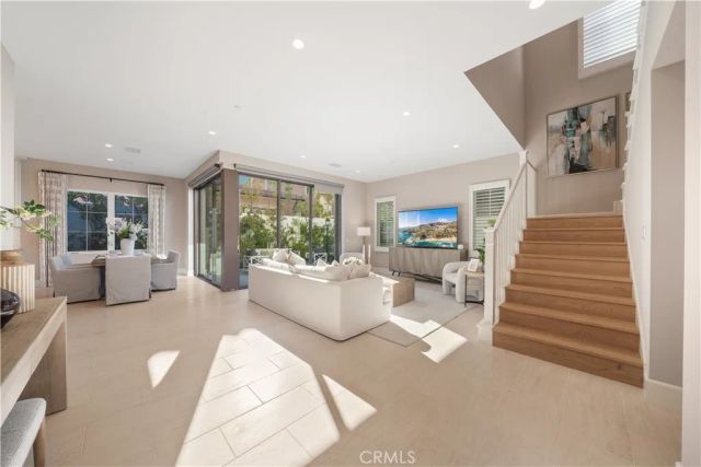 126 Bellini, Irvine, CA 92602