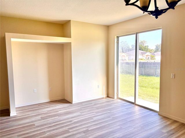 3007 NE 24TH PLACE, Ocala, FL 34470