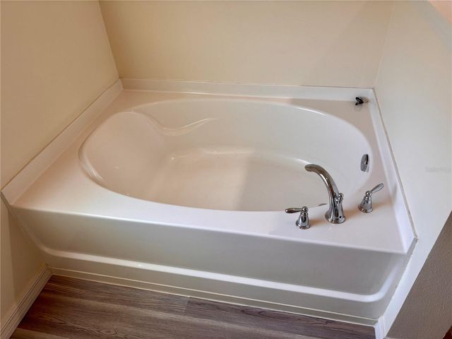 3007 NE 24TH PLACE, Ocala, FL 34470