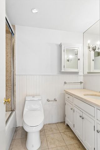 303 E 57th St Apt 46C, New York City, NY 10022