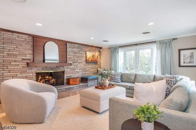 112 Heller Way, Montclair Twp., NJ 07043