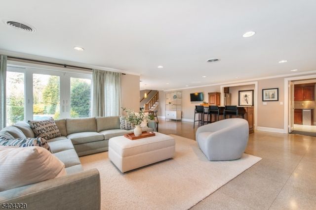 112 Heller Way, Montclair Twp., NJ 07043