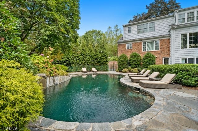 112 Heller Way, Montclair Twp., NJ 07043