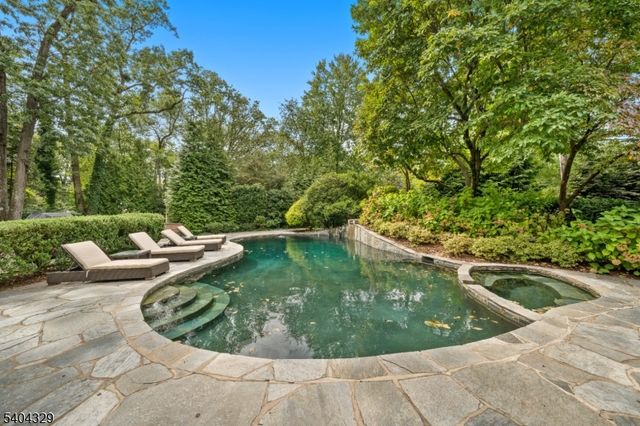 112 Heller Way, Montclair Twp., NJ 07043