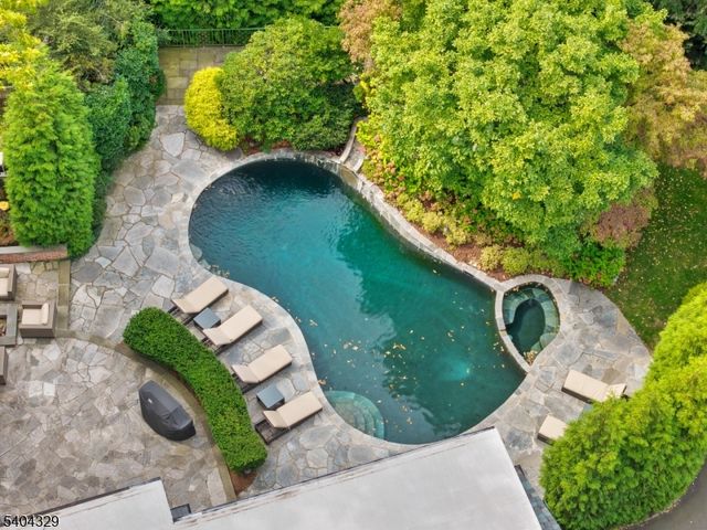 112 Heller Way, Montclair Twp., NJ 07043