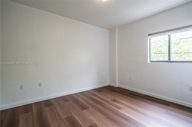 300 Majorca Ave 202, Coral Gables, FL 33134