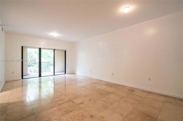 300 Majorca Ave 202, Coral Gables, FL 33134