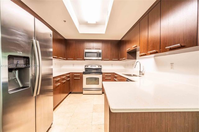 300 Majorca Ave 202, Coral Gables, FL 33134