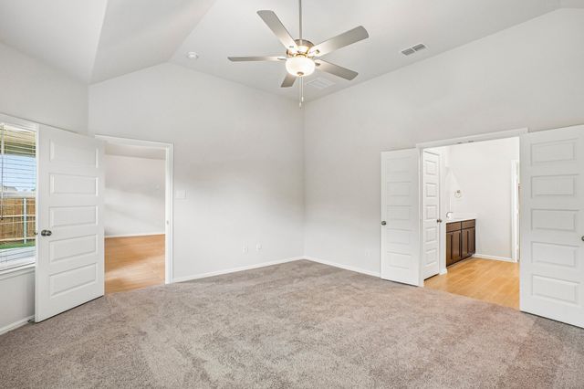 3205 Royal Forest Drive, Denton, TX 76208