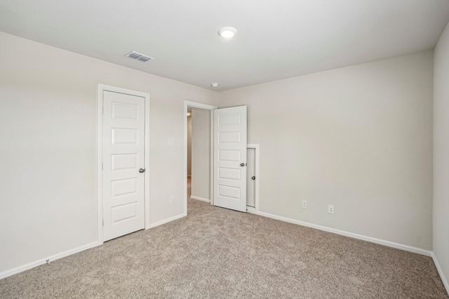 3205 Royal Forest Drive, Denton, TX 76208