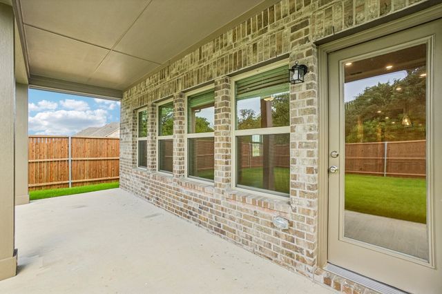 3205 Royal Forest Drive, Denton, TX 76208