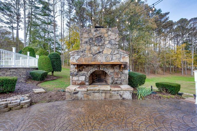 105 County Road 206, Bridgeport, AL 35740