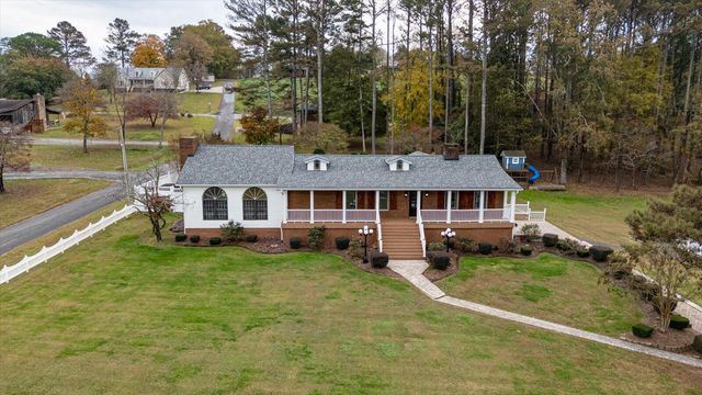 105 County Road 206, Bridgeport, AL 35740