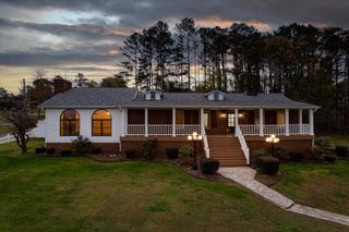 105 County Road 206, Bridgeport, AL 35740