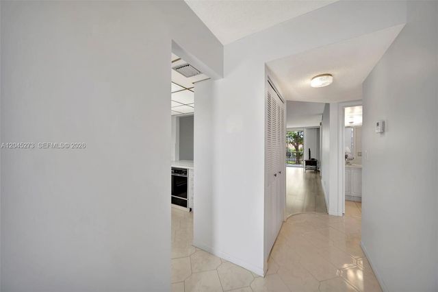 2571 Aragon Boulevard 220, Sunrise, FL 33322