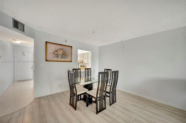 2571 Aragon Boulevard 220, Sunrise, FL 33322