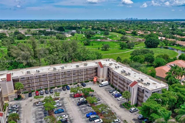 2571 Aragon Boulevard 220, Sunrise, FL 33322