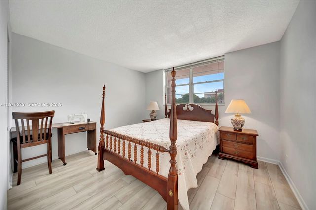 2571 Aragon Boulevard 220, Sunrise, FL 33322