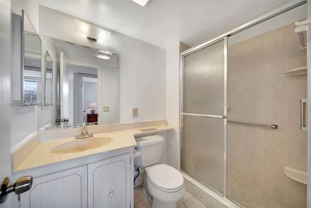 2571 Aragon Boulevard 220, Sunrise, FL 33322