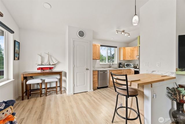 23 Sunrise Lane, South Bend, WA 98586