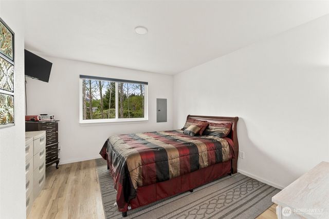 23 Sunrise Lane, South Bend, WA 98586