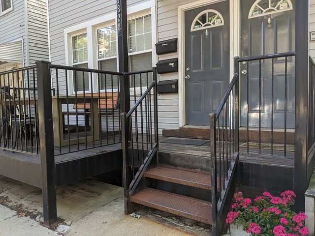 1828 N Bissell Street 2, Chicago, IL 60614