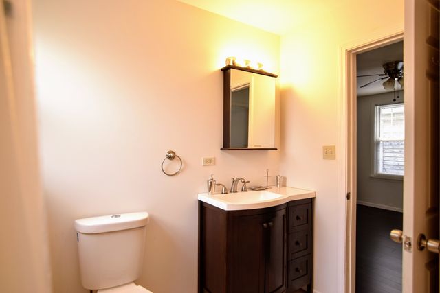 1828 N Bissell Street 2, Chicago, IL 60614