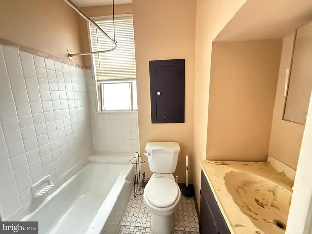 2219 WINTON ST, Philadelphia, PA 19145