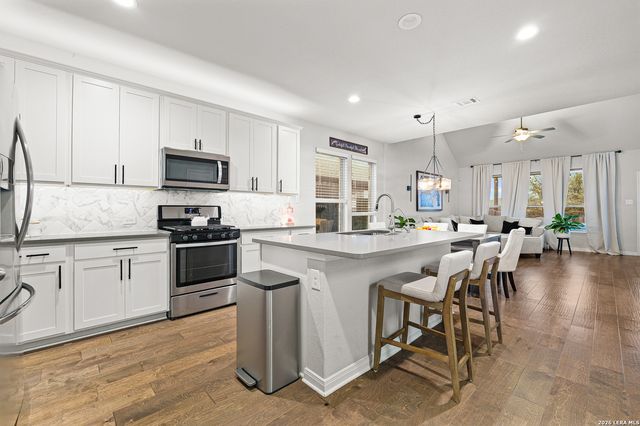 12039 Casparis, San Antonio, TX 78254