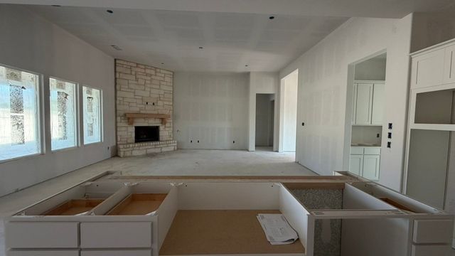 1000 Perrin Lane, Van Alstyne, TX 75495