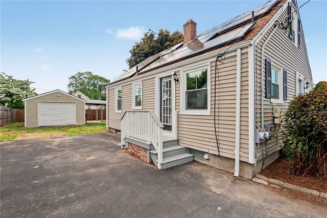 125 Olympia Avenue, Pawtucket, RI 02861