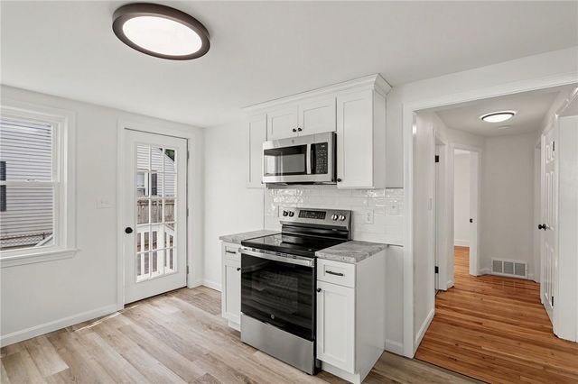 125 Olympia Avenue, Pawtucket, RI 02861