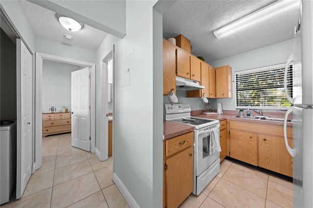 3575 KAISER AVENUE, St Cloud, FL 34772