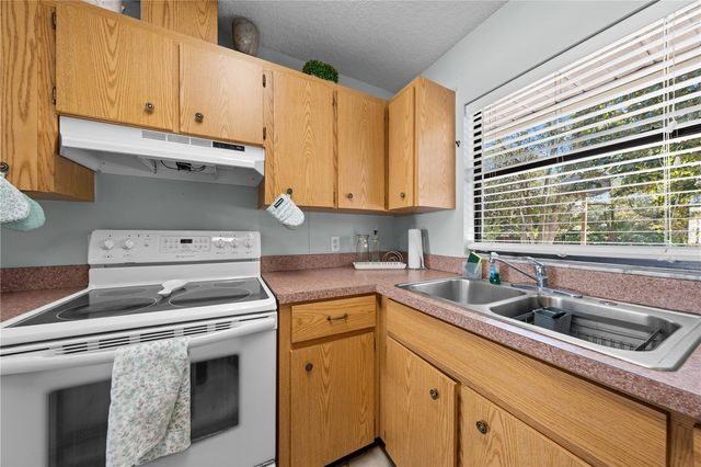 3575 KAISER AVENUE, St Cloud, FL 34772