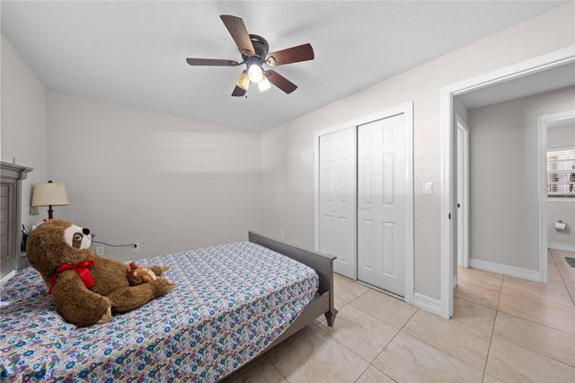 3575 KAISER AVENUE, St Cloud, FL 34772