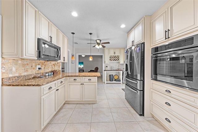 3575 KAISER AVENUE, St Cloud, FL 34772