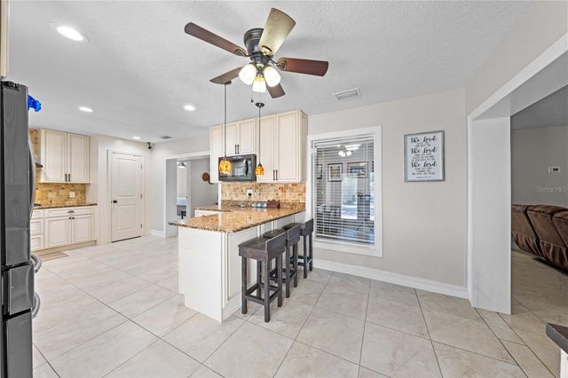 3575 KAISER AVENUE, St Cloud, FL 34772