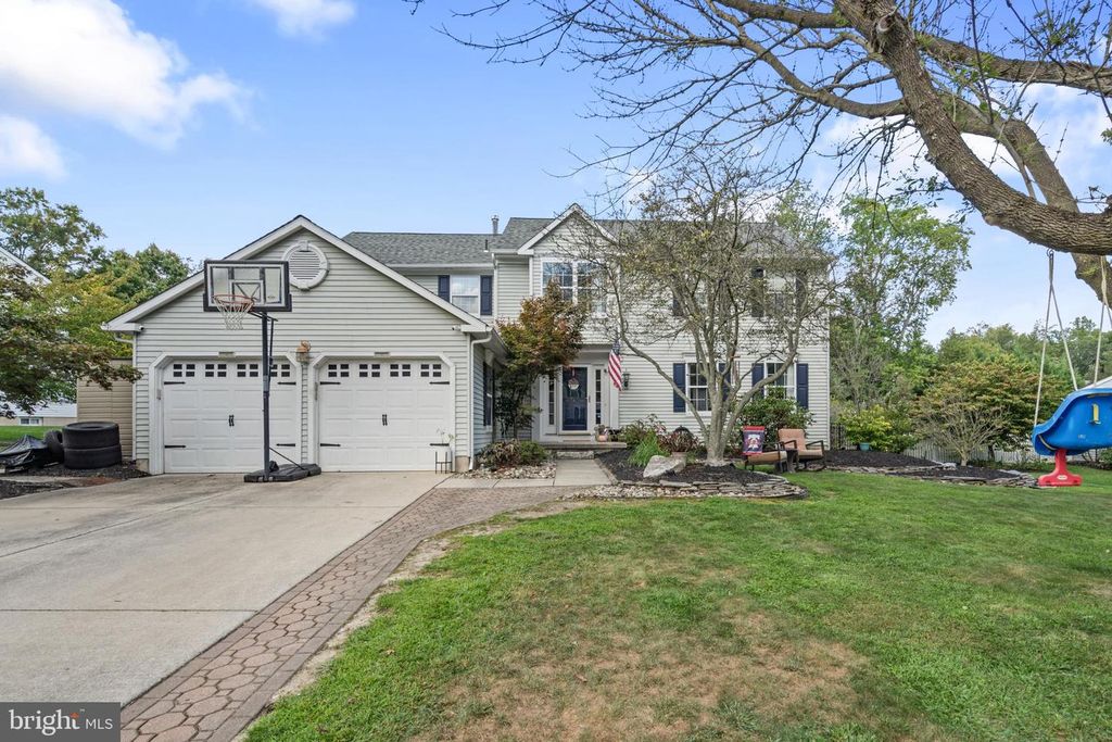37 E CRIMSON CT E, Sewell, NJ 08080