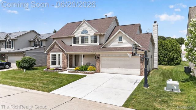 47185 Scarlet Drive S, Novi, MI 48374
