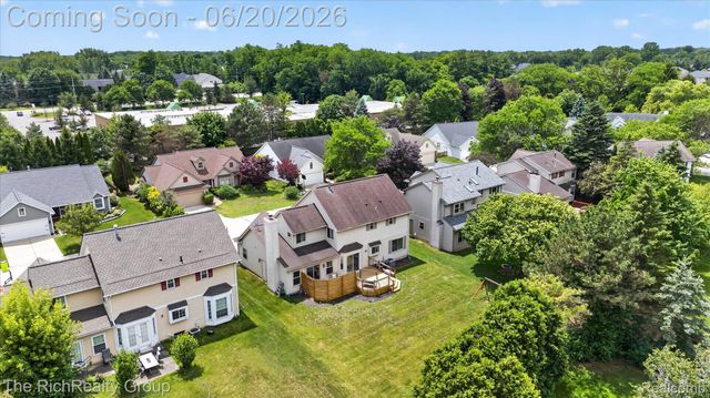 47185 Scarlet Drive S, Novi, MI 48374