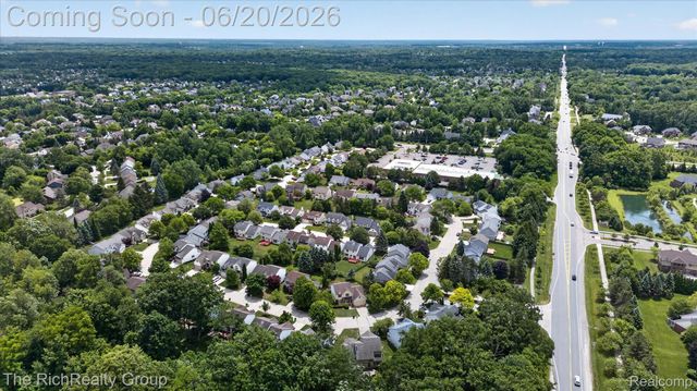 47185 Scarlet Drive S, Novi, MI 48374