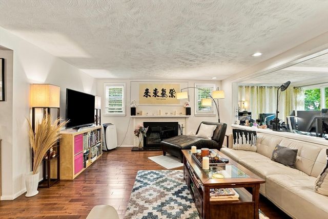 69 Maynard St, Newton, MA 02465