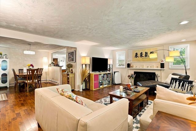 69 Maynard St, Newton, MA 02465