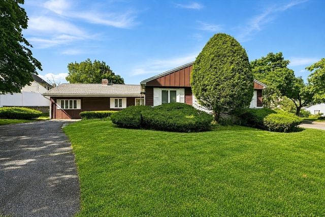 69 Maynard St, Newton, MA 02465