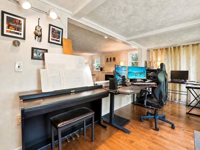 69 Maynard St, Newton, MA 02465