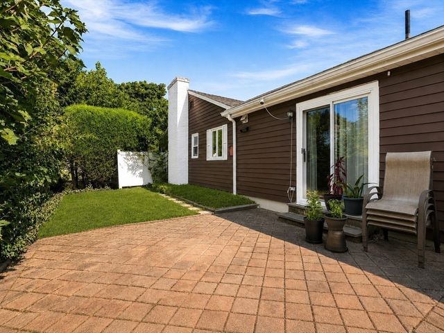 69 Maynard St, Newton, MA 02465