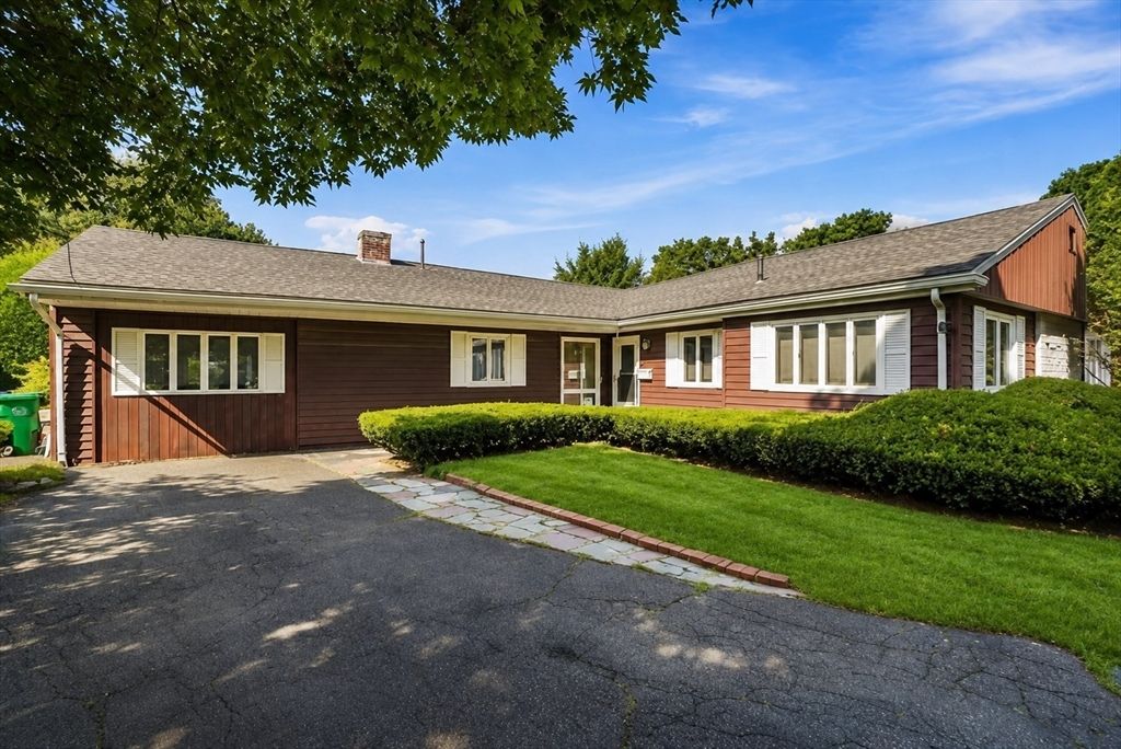 69 Maynard St, Newton, MA 02465