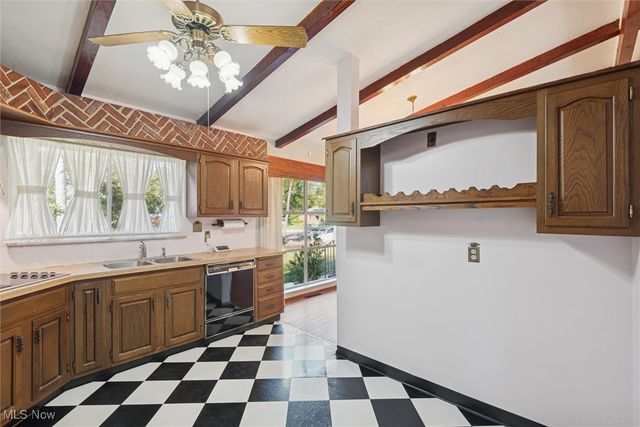 4601 W Ridgewood Drive, Parma, OH 44134