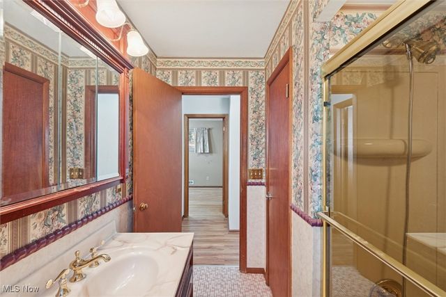 4601 W Ridgewood Drive, Parma, OH 44134