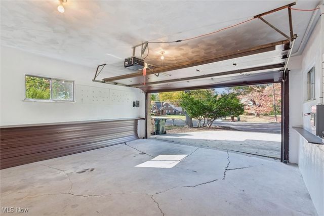 4601 W Ridgewood Drive, Parma, OH 44134